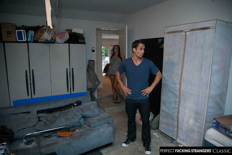 Scene from Naughty America Jenna Presley porn video 'Jenna Presley tips the moving guy with sex' where Jenna Presley and Nick Zano star in Perfect F*cking Strangers: Classic.